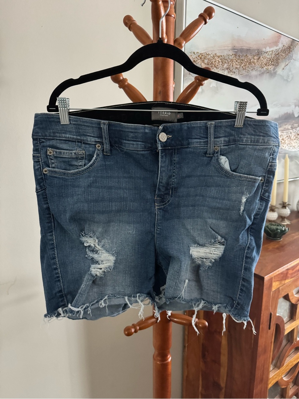 Torrid Bombshell Denim Jean Shorts Size 16